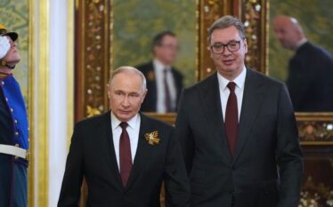 Vuçiq do të takojë Putinin dhe Xinë në Pekin