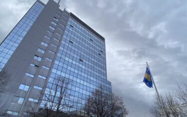 Qeveria ndan mbi 550 mijë euro për projekte arsimore, përkujtimore…