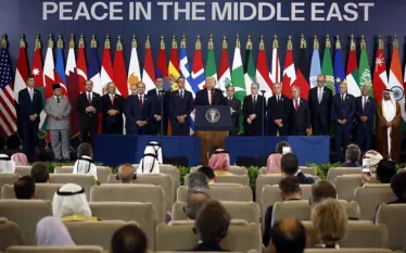 Nënshkruhet marrëveshja për armëpushim në Gazë — Trump e quan…