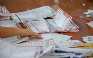 Përfundon rinumërimi i 16 kutive të disa vendvotimeve nga komuna…