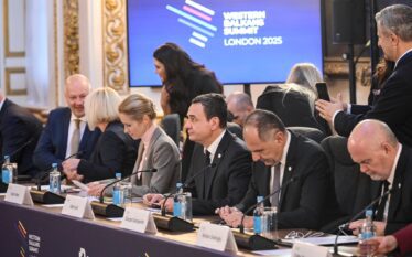 Kurti nga Londra: Radoiçiqi e ka pranuar përgjegjësinë, por fqinji…