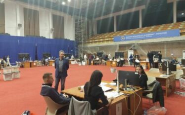 Kreu i KQZ-së, Radoniqi vëzhgon nga afër procesin në QKN…