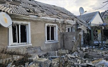 Ukrainë, sulmi rus në Kherson vret dy persona dhe plagos…