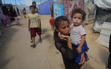 Qeveria e Gazës: Sulmet e Izraelit lënë jetimë 77 fëmijë…