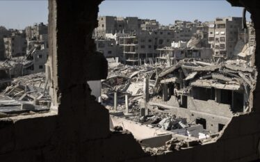 Gruaja nga Gaza që u kthye në shtëpinë e saj…