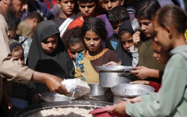 WFP: 560 tonë ushqim hyjnë në Gaza çdo ditë që…