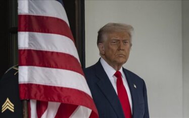 Trump u bën thirrje homologëve të tij rus dhe ukrainas…