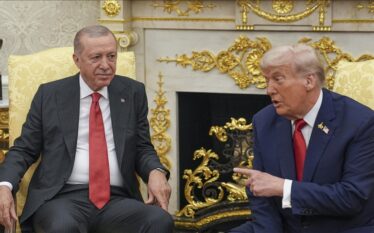 Trump: Presidenti Erdoğan mund të ndihmojë në përfundimin e luftës…