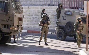 Ushtria izraelite arreston 21 palestinezë, 15 prej të cilëve ishin…