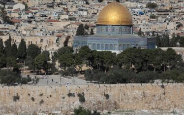 Grupe të hebrenjve bastisin Xhaminë Al-Aksa gjatë festës “Yom Kippur”