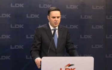 Abdixhiku: Nuk është fundi i botës të thuhet se nuk…