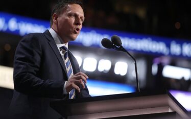 Miliarderi amerikan shqetësohet për kapitalizmin: “Mos u çudisni nëse të…