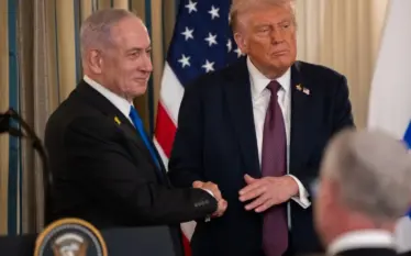 Trump i kërkon presidentit të Izraelit të falë Benjamin Netanyahun