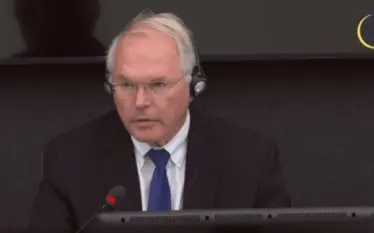 Krejt çfarë tha Hill në ditën e parë të dëshmisë…