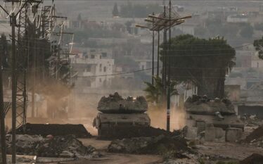 Forcat izraelite avancojnë në zonat rurale të Quneitrës në Sirinë…