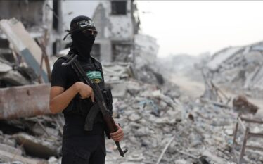 Vazhdojnë operacionet e kërkimit në Gaza për trupat e pengjeve…