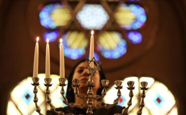 Salla Concertgebouw në Amsterdam anulon koncertin e festës hebraike Hanukkah…