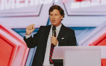 Kthesa te Tucker Carlson: “Besoja se problemi ishte Islami dhe&hellip;