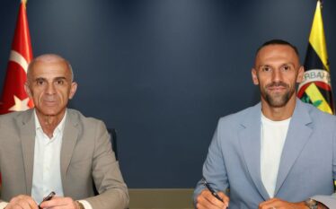 Muriqi pasi nënshkroi me Fenerbaçen: Nuk do të hezitoj kurrë&hellip;