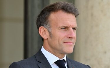 Macron: G7 mbështet rihapjen e Ngushticës së Hormuzit, zotohet për&hellip;