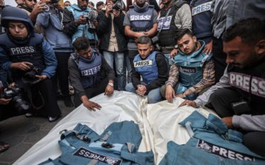 Al Jazeera kërkon ndëshkimin e zyrtarëve izraelitë për vrasjen e&hellip;