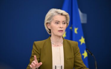 Shefja e Komisionit Evropian: Nuk do të ketë heqje të&hellip;