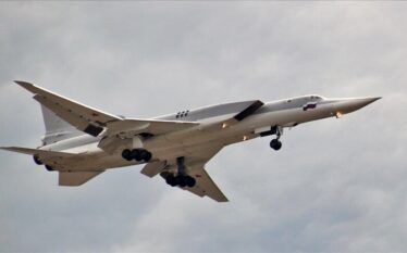 Bombarduesi rus rrëzohet gjatë një fluturimi trajnues