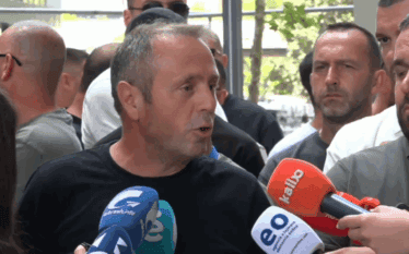 Punëtorët e “Prishtina Parking” protestojnë për vonesën e pagave, paralajmërojnë&hellip;