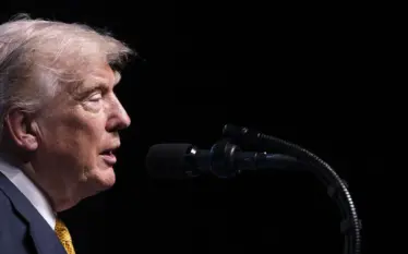 Trump do të zëvendësojë tarifën 20 për qind për Hormuzin&hellip;