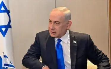 Kryeministri izraelit Netanyahu paraqitet në gjykatë ndërsa rifillon gjyqi për&hellip;