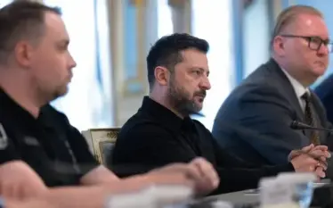 Zelenskyy takon të dërguarin amerikan në Kiev, diskuton furnizimet me&hellip;