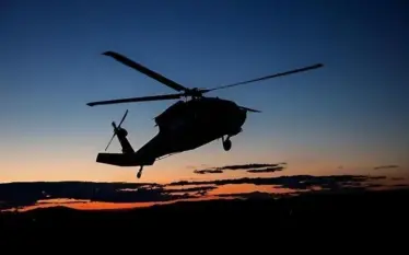 Rrëzohet një helikopter ushtarak në Çeki, humb jetën një ushtar