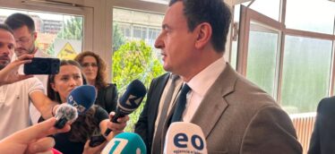 Kurti nuk përgjigjet për deklaratën e Daçiqit: Për këtë është deklaruar Konjufca