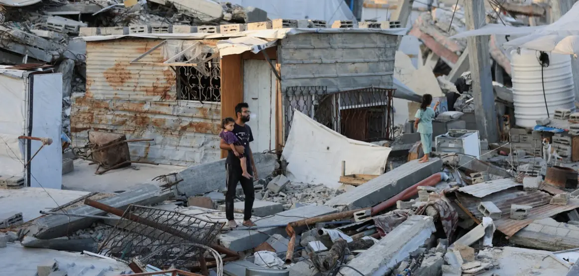 E gjithë Gaza është një varrezë masive gjigante: Nën 61 milionë tonë rrënoja ndodhen ende trupat e 10 mijë palestinezëve