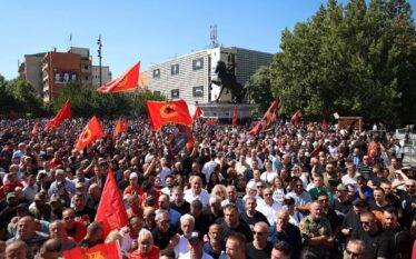 Policia tregon si u zhvillua protesta për ish-krerët e UÇK-së:&hellip;