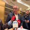 Hamza pas mbledhjes së Këshillit Drejtues: PDK kërkon mbështetje institucionale për mbrojtjen në Hagë