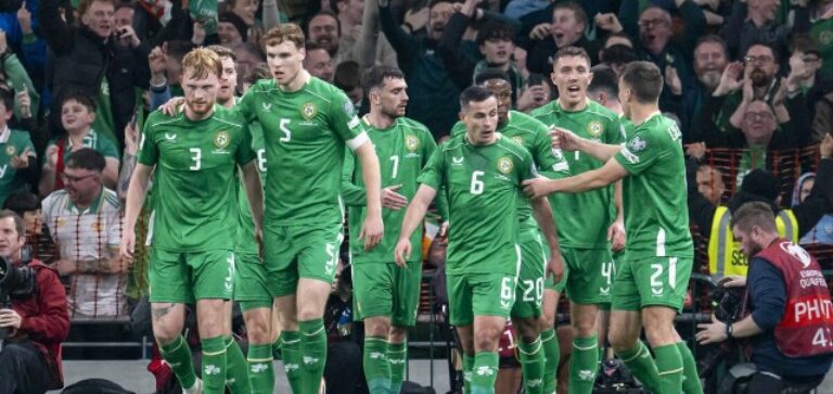 Futbollistët irlandezë do të mbajnë shirita të zinj në nderim të viktimave të gjenocidit në Gaza, nuk do të shtrëngojnë duart me përfaqësuesit izraelitë
