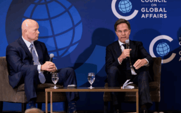 Rutte dhe Ambasadori amerikan në NATO vizitojnë Shtabin e Gardës Kombëtare në Iowa