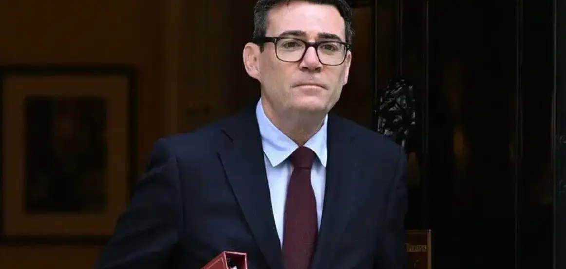 Kryeministri britanik: Brexit-i ka shkaktuar më shumë dëm sesa të mira