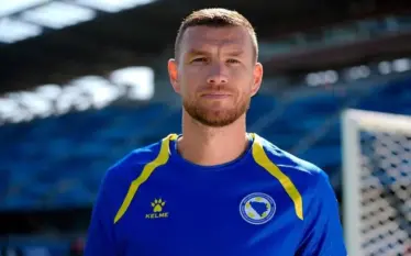 Edin Dzeko njofton tërheqjen nga kombëtarja e Bosnjë e Hercegovinës