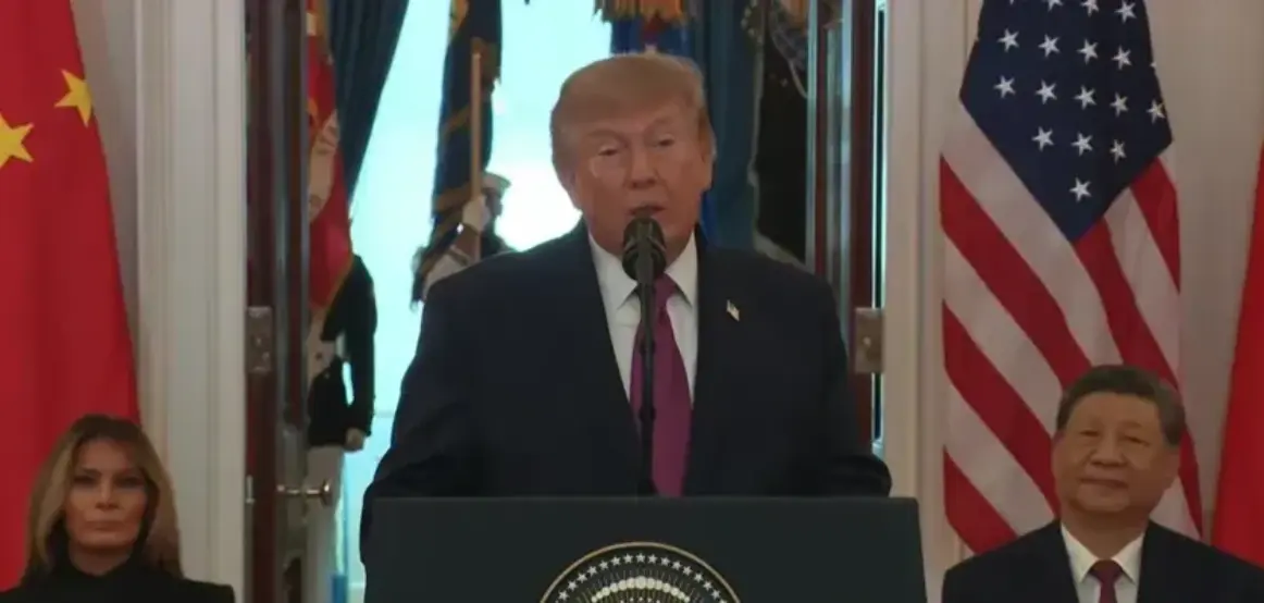 Trump: Vendimet SHBA-Kinë për sigurinë, teknologjinë dhe inteligjencën artificiale mund të sjellin “dekada” paqeje