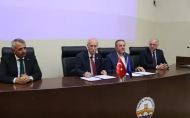 Në Turqi u nënshkrua protokoll bashkëpunimi për trajnimin profesional të punonjësve shëndetësorë nga Kosova