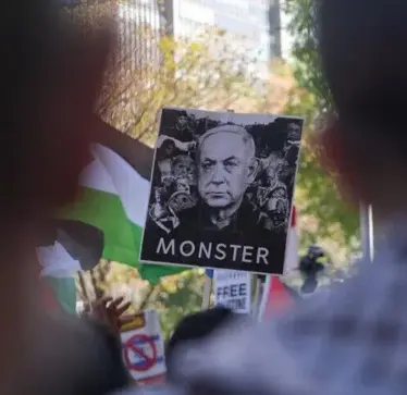 Kolumnisti izraelit paralajmëron për bojkotime më të gjera nëse Netanyahu mbetet në pushtet