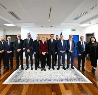 Partitë politike shqiptare të Luginës së Preshevës bashkohen për zgjedhjet e 25 tetorit në Serbi