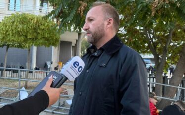 Tahiri: Ligji për Dhomat e Specializuara duhet të kalojë sonte, përndryshe nuk do të ketë normalitet politik