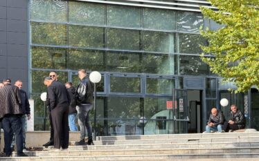 Një muaj paraburgim për Gecin nën dyshimin për kanosjen e gazetarit Mehmetaj