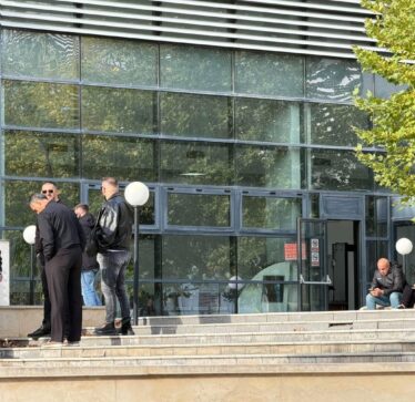 Një muaj paraburgim për Gecin nën dyshimin për kanosjen e gazetarit Mehmetaj