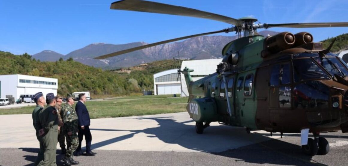 Shqipëria dërgon kontingjentin e parë të helikopterëve në misionin e KFOR-it në Kosovë