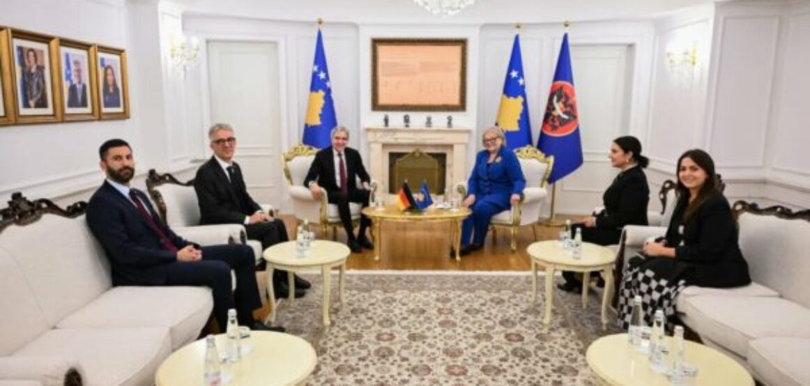 Shiroka Pula priti në takim Kryetarin e Gjykatës Kushtetuese Federale të Gjermanisë, Stephan Harbarth, u diskutua edhe për diasporën tonë atje