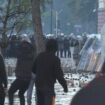 156 të lënduar nga protestat në Tiranë, mes tyre 97 policë dhe katër të mitur
